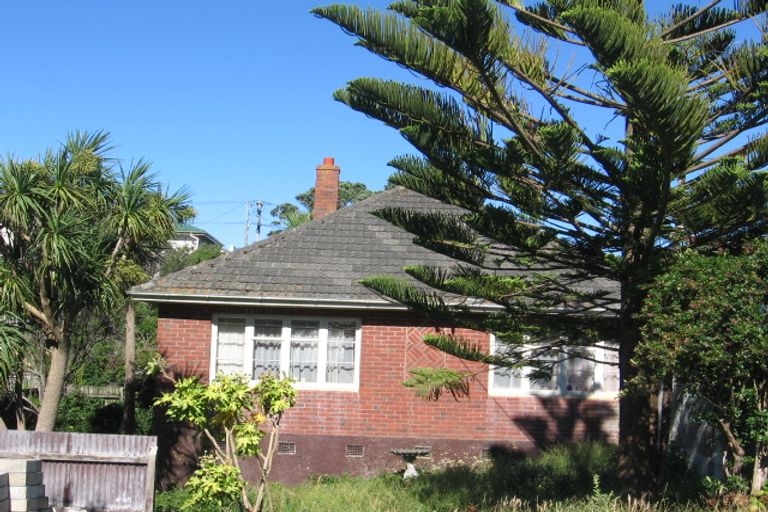 Photo of property in 18 Raumati Terrace, Khandallah, Wellington, 6035