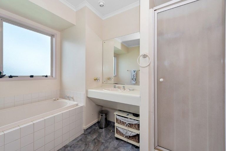 Photo of property in 3 Church Road, Pukete, Hamilton, 3200