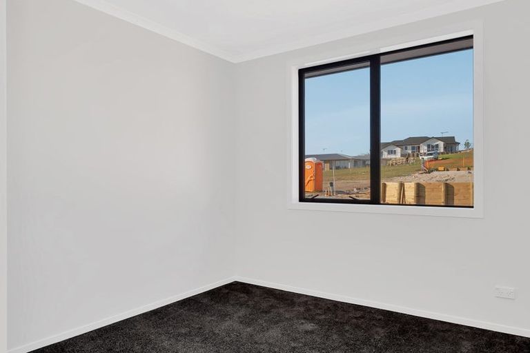 Photo of property in 33 Kiritiana Close, Pyes Pa, Tauranga, 3112