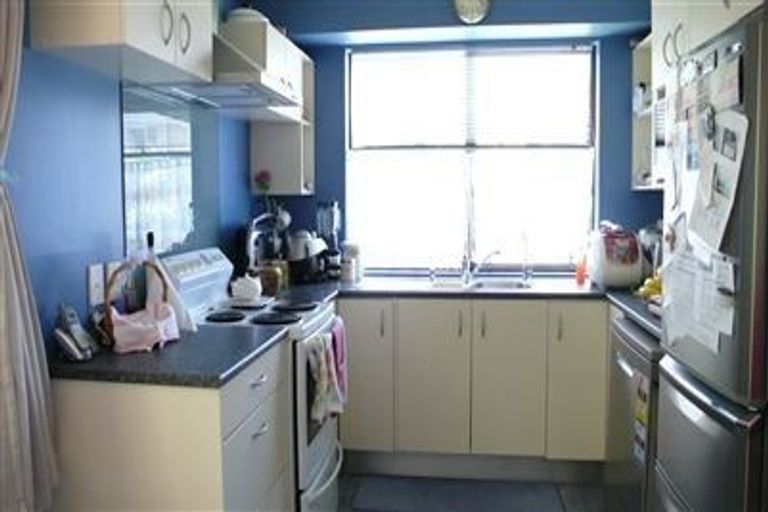 Photo of property in 2/141 Spinella Drive, Bayview, Auckland, 0629