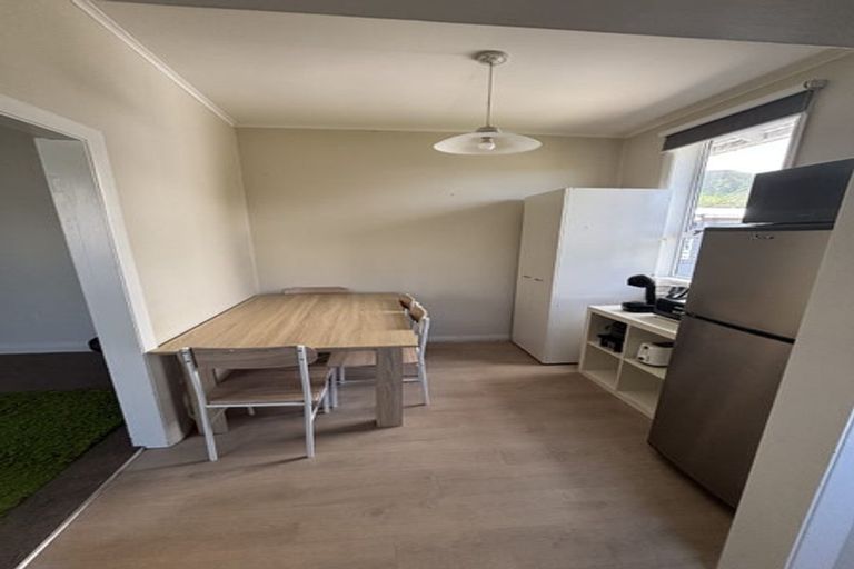 Photo of property in 14a Douglas Street, Waiwhetu, Lower Hutt, 5010