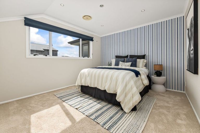 Photo of property in 77 The Masthead, Whitby, Porirua, 5024