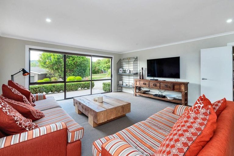 Photo of property in 56 Monowai Road, Wainui, Silverdale, 0994