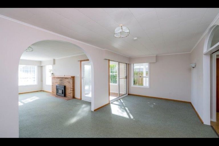 Photo of property in 45 Huia Street, Waikanae, 5036