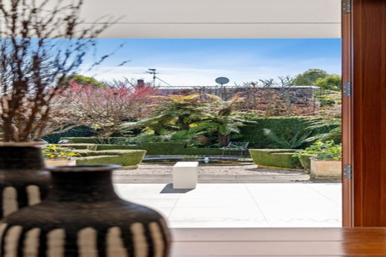 Photo of property in 15 Rhodes Street, Merivale, Christchurch, 8014