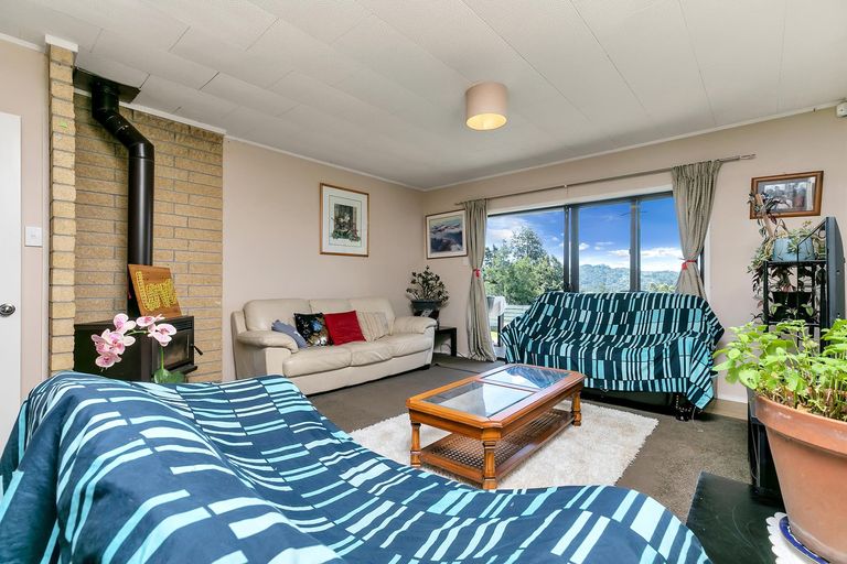 Photo of property in 278 Upper Orewa Road, Wainui, Silverdale, 0992