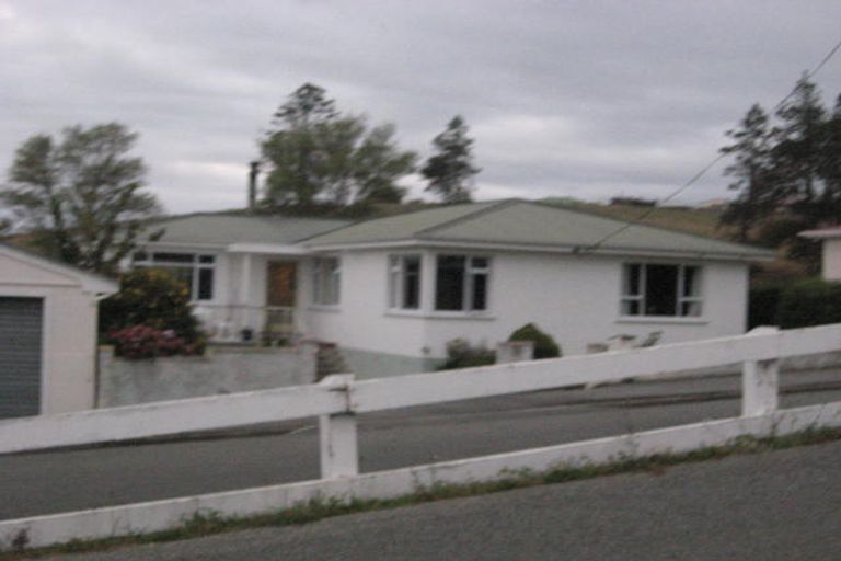 Photo of property in 7 Solway Street, Holmes Hill, Oamaru, 9401