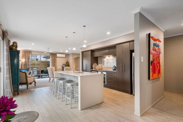 Photo of property in 87 Sandhurst Drive, Papamoa Beach, Papamoa, 3118