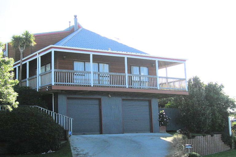 Photo of property in 23 Bodmin Terrace, Camborne, Porirua, 5026