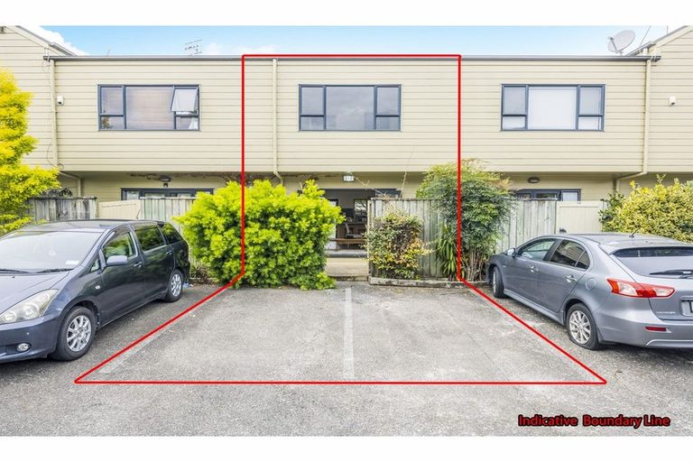 Photo of property in 5c Dryden Place, Mount Wellington, Auckland, 1051