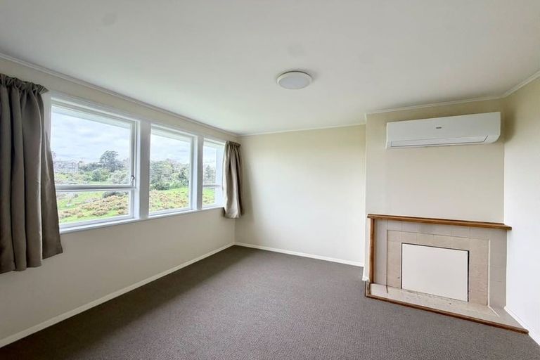 Photo of property in 72-74 Banks Street, Marfell, New Plymouth, 4310