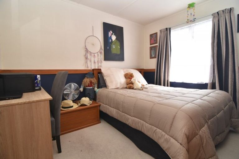 Photo of property in 14 Bethune Street, Featherston, 5710