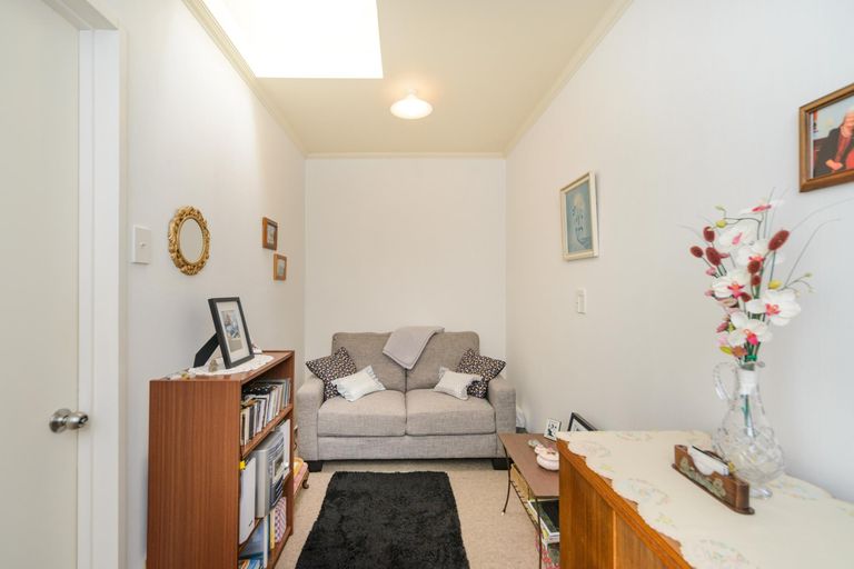 Photo of property in 12b Purdie Place, Milson, Palmerston North, 4414