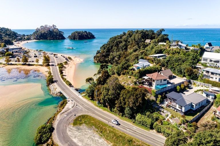 Photo of property in 1b Rowling Road, Kaiteriteri, Motueka, 7197