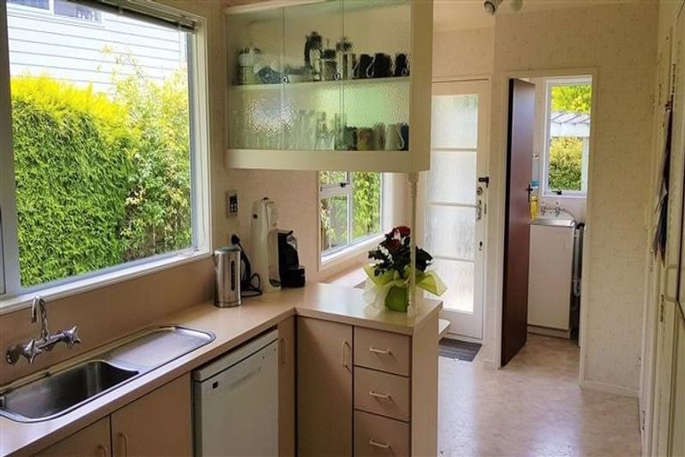 Photo of property in 22 Oriel Avenue, Tawa, Wellington, 5028