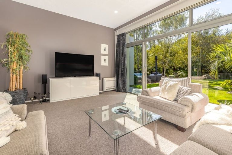 Photo of property in 124 Maui Pomare Road, Nikau Valley, Paraparaumu, 5032