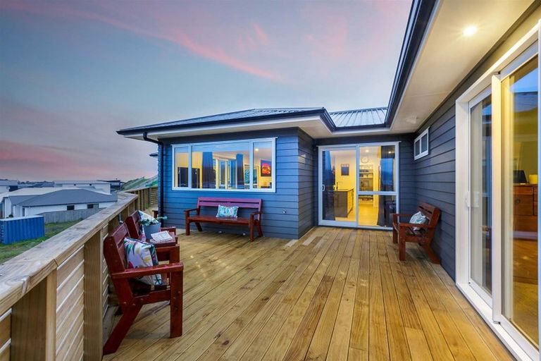 Photo of property in 173 John Burke Drive, Aotea, Porirua, 5024