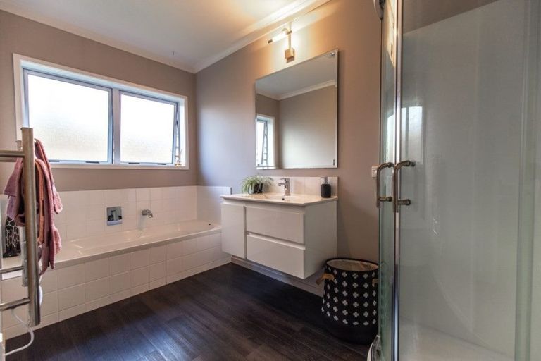 Photo of property in 24b Okoroire Street, Tirau, 3410