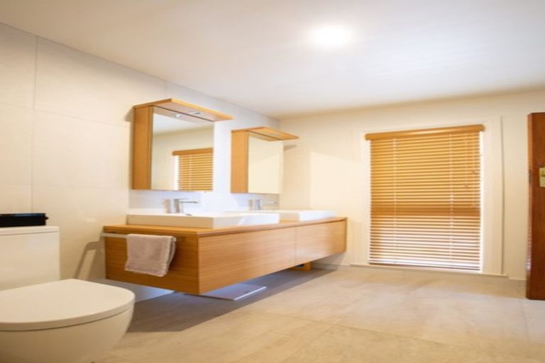 Photo of property in 31 Grenville Terrace, Moana, Nelson, 7011