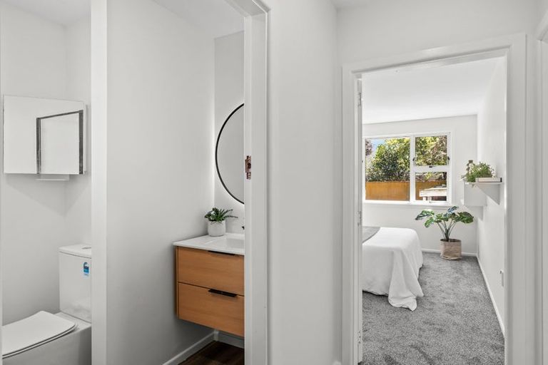 Photo of property in 31 Appleby Crescent, Burnside, Christchurch, 8053