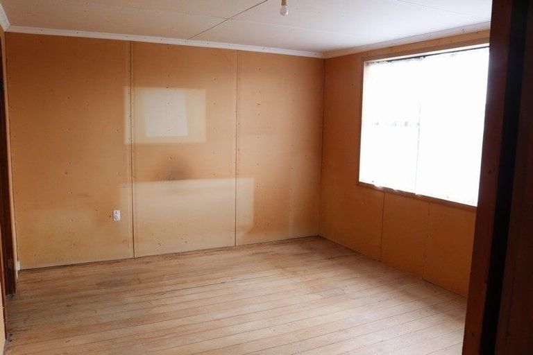 Photo of property in 56 Matai Street, Castlecliff, Whanganui, 4501