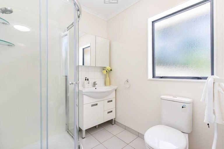 Photo of property in 52 Bluebird Crescent, Unsworth Heights, Auckland, 0632