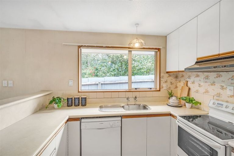 Photo of property in 1/216 Grahams Road, Burnside, Christchurch, 8053