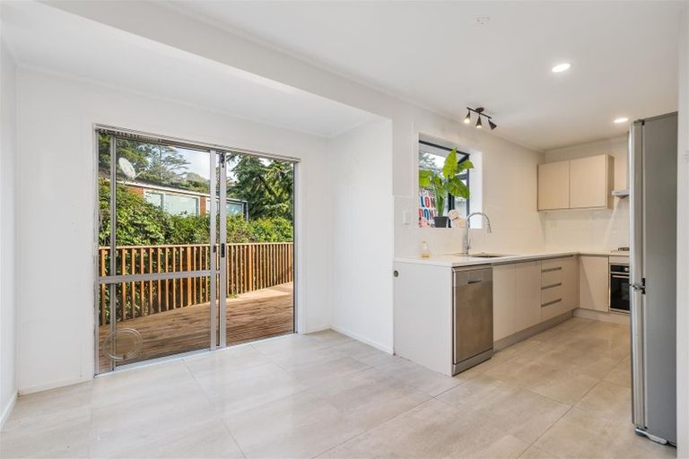 Photo of property in 40 Acacia Road, Torbay, Auckland, 0632