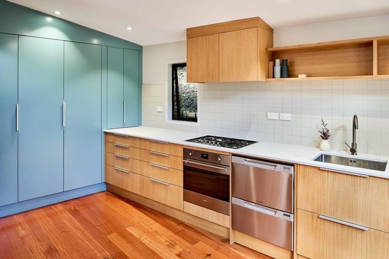 Photo of property in 1a Waitohu Road, York Bay, Lower Hutt, 5013