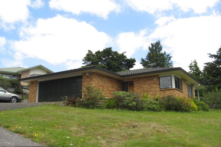 Photo of property in 40 The Glade South, Pukekohe, 2120