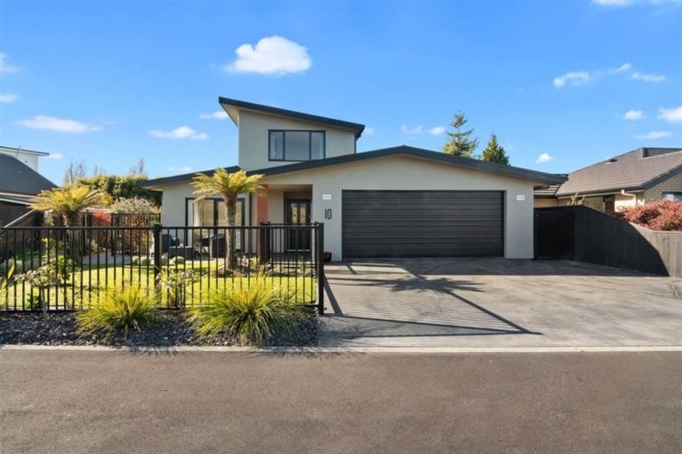 Photo of property in 10 Claire Place, Motueka, 7120