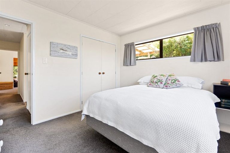 Photo of property in 13 Scoresby Street, Opua, 0200