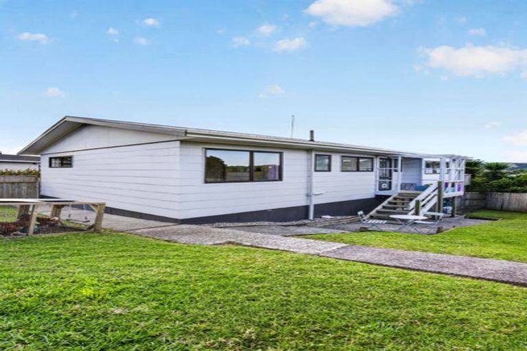 Photo of property in 45 Rautawhiri Road, Helensville, 0800