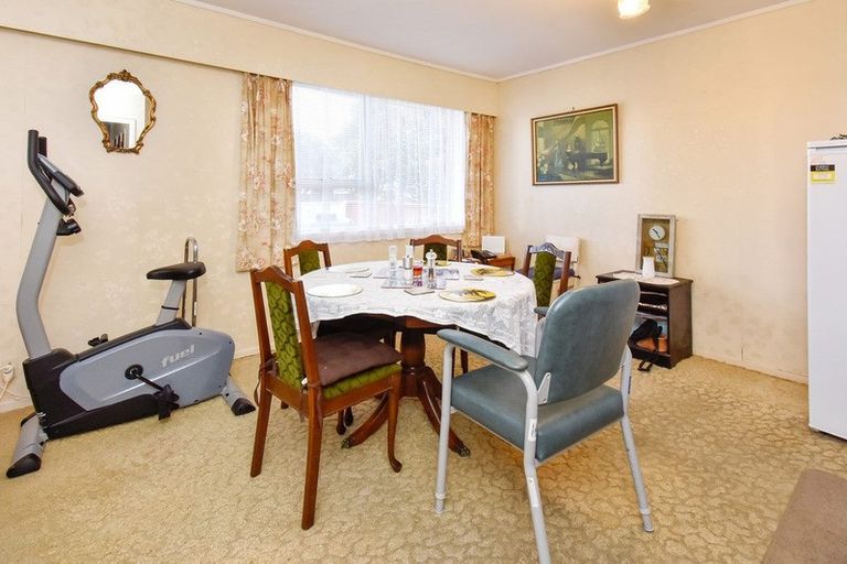 Photo of property in 1/10 Mail Avenue, Weymouth, Auckland, 2103