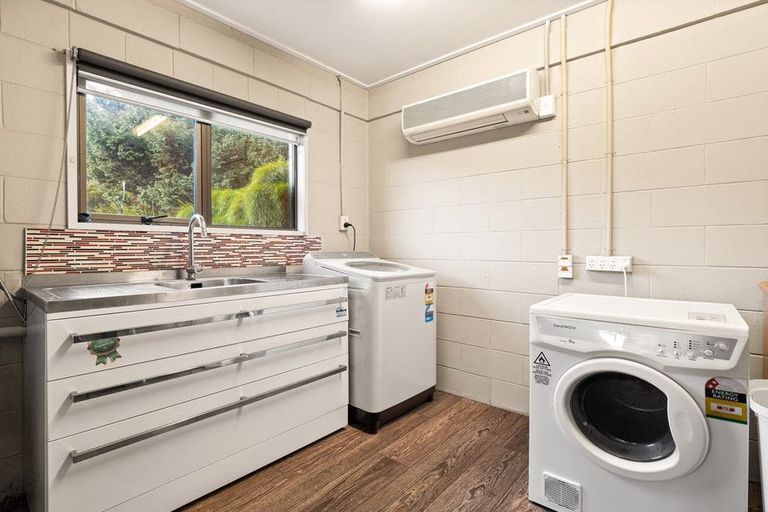 Photo of property in 2 Leith Street, Kinmont Park, Mosgiel, 9024