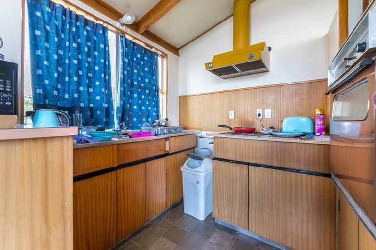 Photo of property in 67 Easther Crescent, Kew, Dunedin, 9012