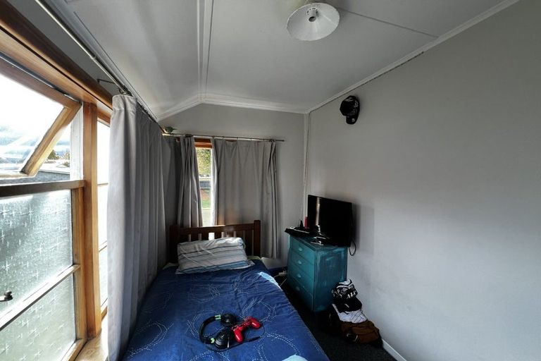 Photo of property in 10 Victor Street, Dannevirke, 4930