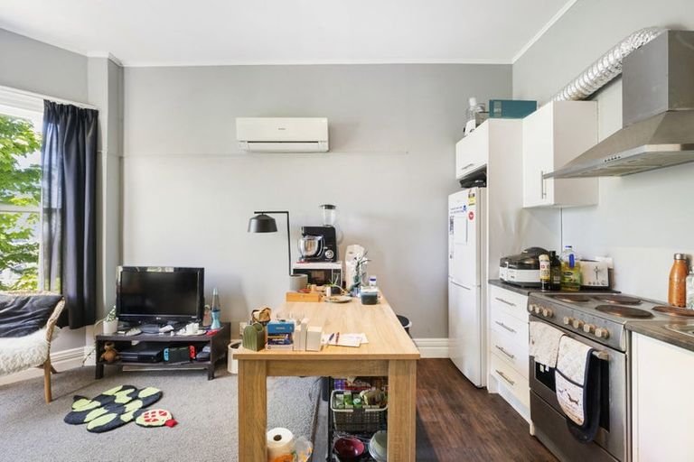 Photo of property in 55 Central Terrace, Kelburn, Wellington, 6012