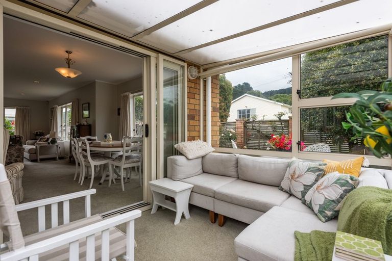 Photo of property in 116 Oxford Street, Tawa, Wellington, 5028