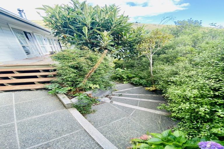 Photo of property in 32 Evans Pass Road, Sumner, Christchurch, 8081