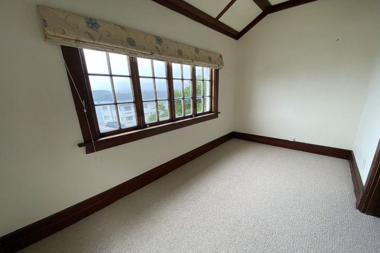 Photo of property in 57 The Crescent, Roseneath, Wellington, 6011