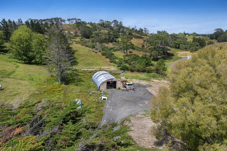 Photo of property in 411 Pine Valley Road, Dairy Flat, Silverdale, 0992