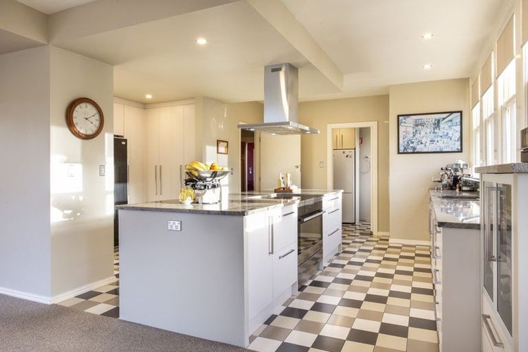 Photo of property in 26 Crosland Road, South Head, Helensville, 0874