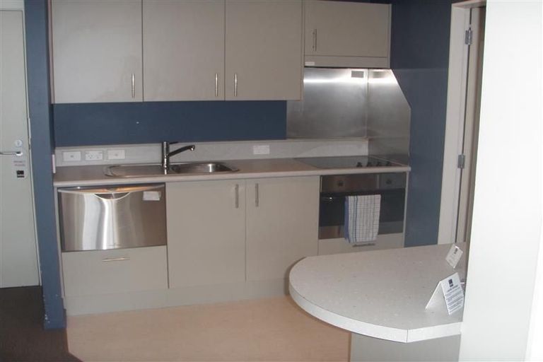 Photo of property in Gilmer Terrace Car Park, 404/9 Gilmer Terrace, Wellington Central, Wellington, 6011