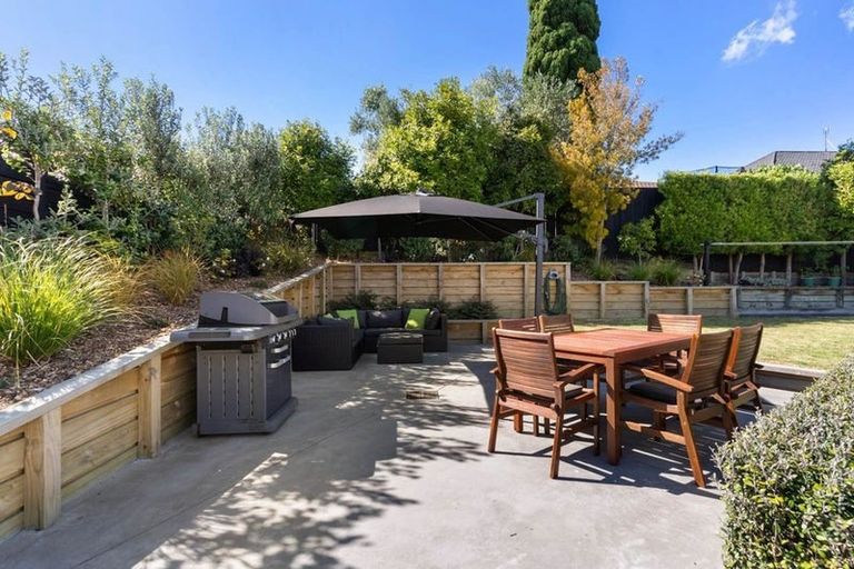 Photo of property in 14 Norman Road, Hauraki, Auckland, 0622