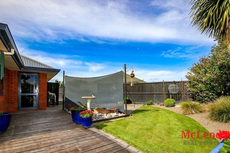 Photo of property in 3 Hight Place, Tinwald, Ashburton, 7700