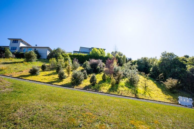 Photo of property in 16 Heemskerck Place, Britannia Heights, Nelson, 7010