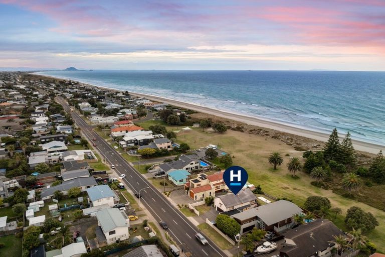 Photo of property in 1173 Papamoa Beach Road, Papamoa Beach, Papamoa, 3118