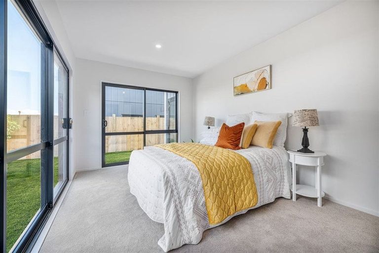 Photo of property in 14c Firth Road, Torbay, Auckland, 0630