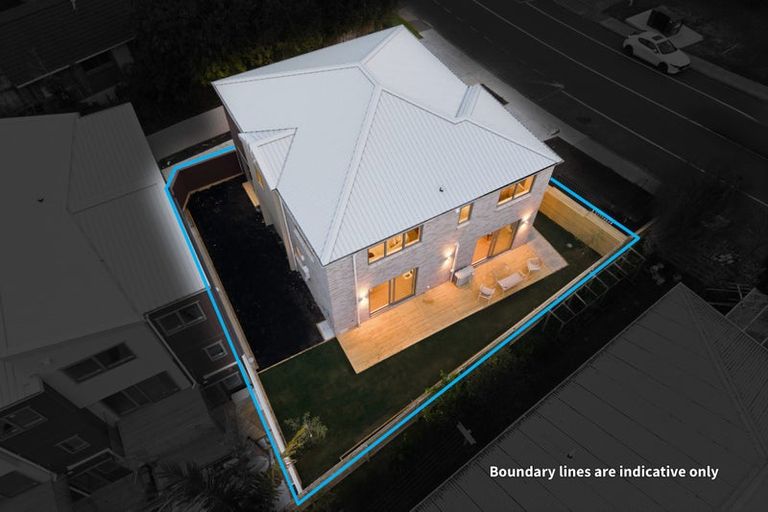 Photo of property in 72a Sycamore Drive, Sunnynook, Auckland, 0620